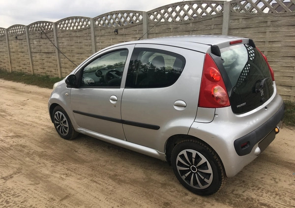 Peugeot 107 cena 10900 przebieg: 142846, rok produkcji 2006 z Nisko małe 56